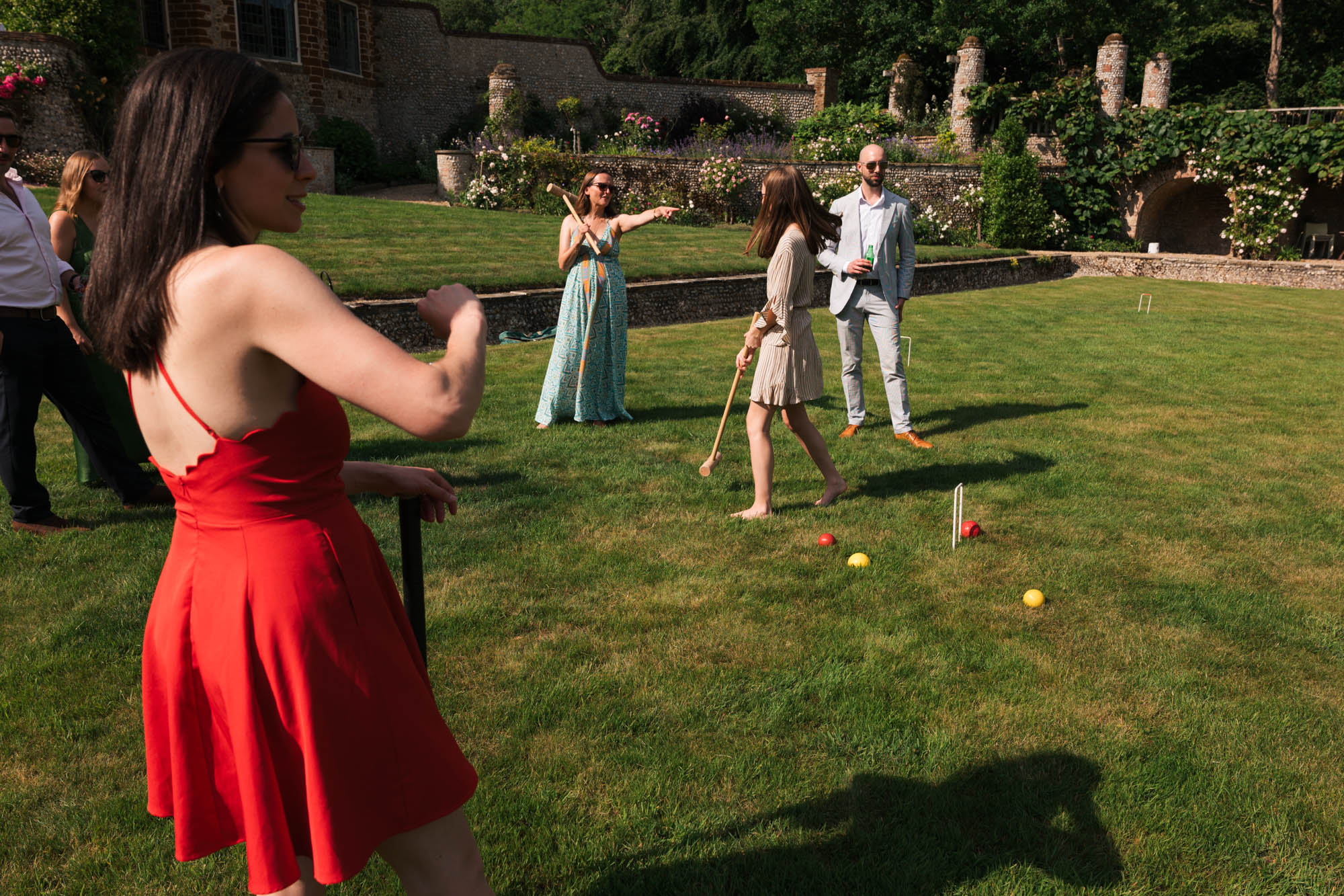 Voewood wedding photography lawn games