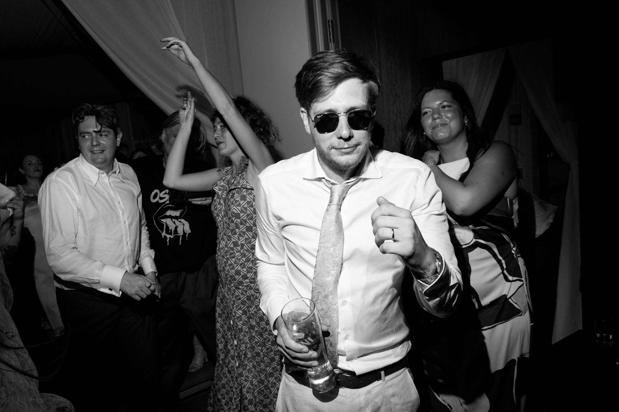 black and white wedding photography 